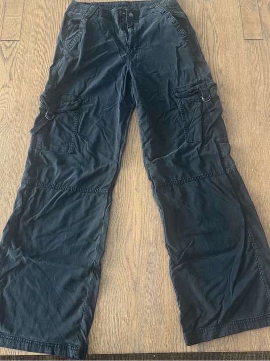 American Eagle Outfitters Pants - American Eagle Cargo Pants  Size 2 Black Wide Leg Baggy Utility Y2K Trend 5030